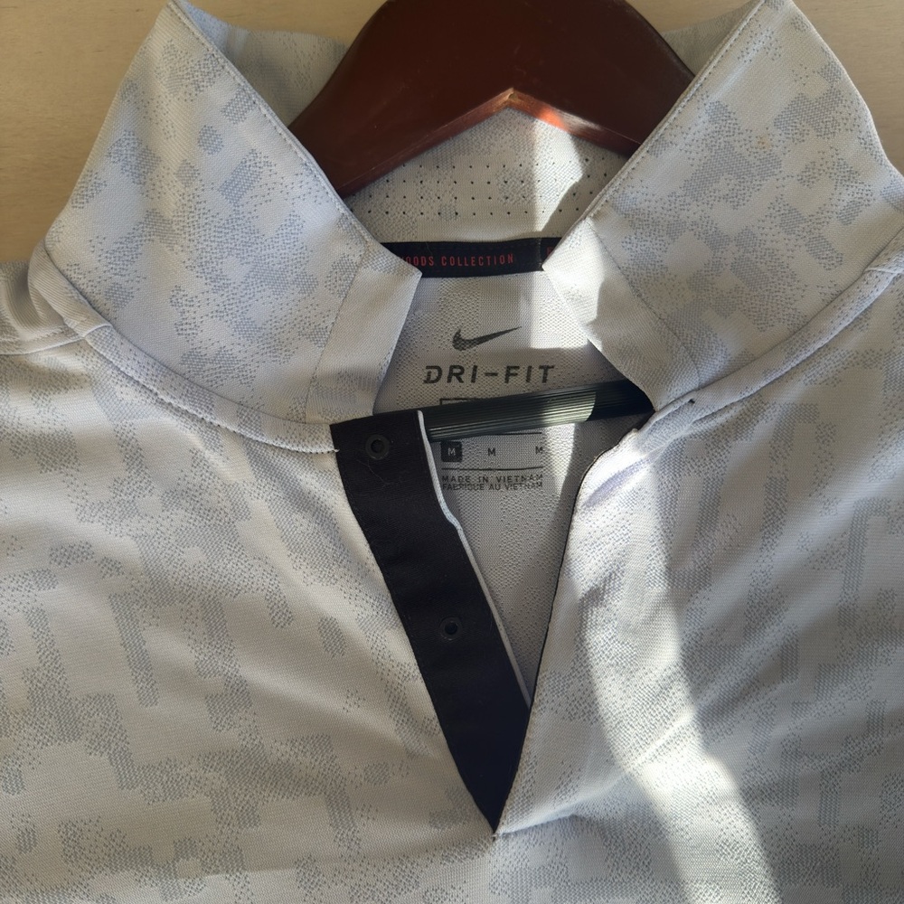 Tiger Woods Nike polo size M